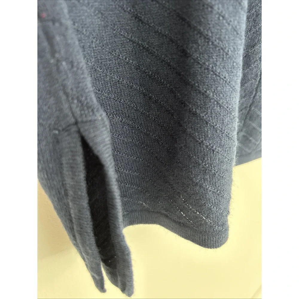 Avenue Women's Large Navy Blue Long Sleeve Textured Knit Lightweight Pull‎ Over